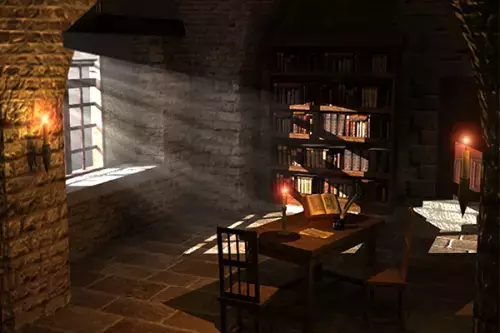 Mittelalterlicher Raum mit Schreibtisch und Kerzenlicht